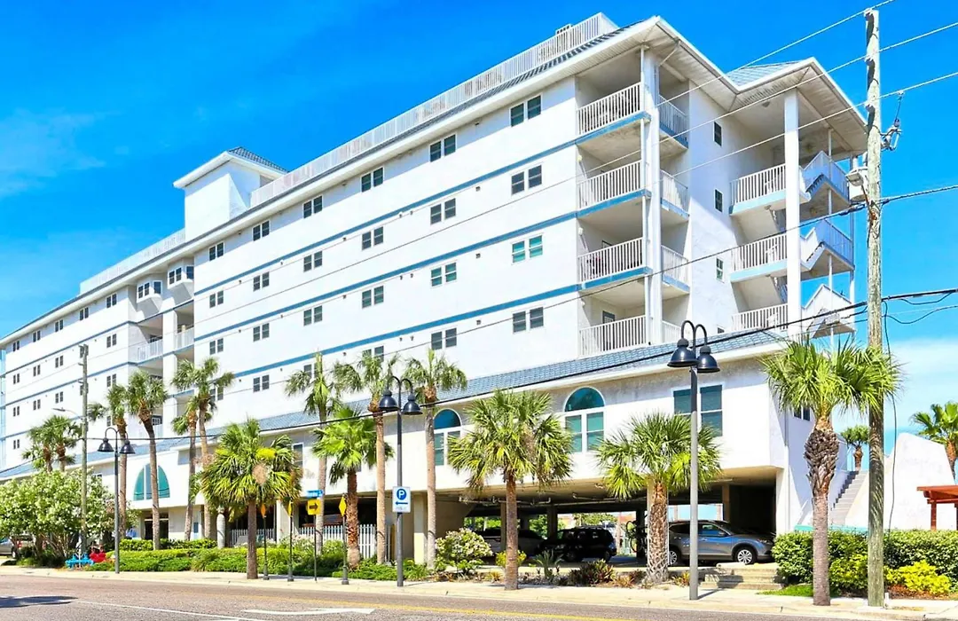 406 Dockside-1