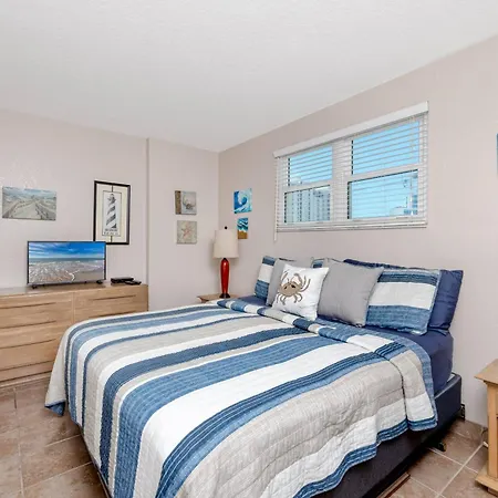 406 Dockside-3